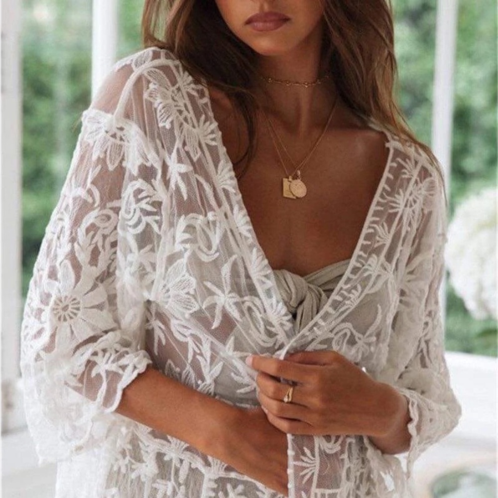 Elegant women boho Sheer White Lace Kimono kimono cover up - Picture 8 of 10